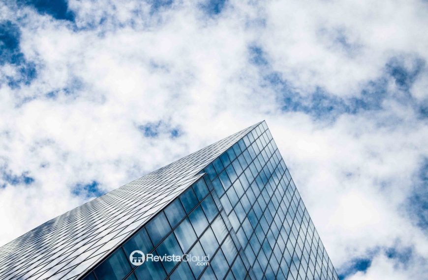 Digital transformation in an insurance company through Infrastructure and Private Cloud