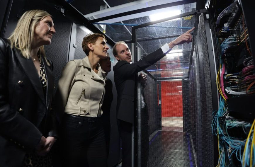 Navarra is driving digital transformation with a million-dollar investment in its Data Center.