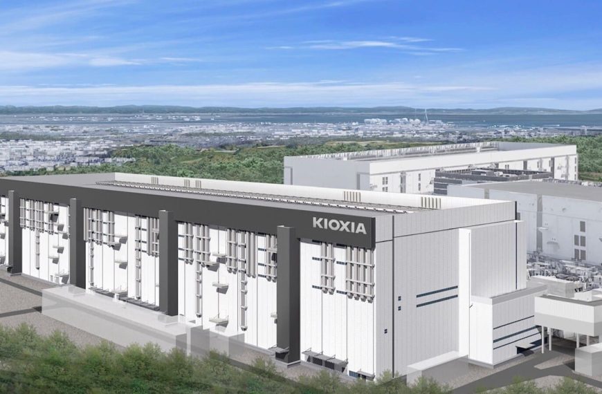 Japan boosts the chip industry with a 1.5 billion euro grant to Kioxia and Western Digital.