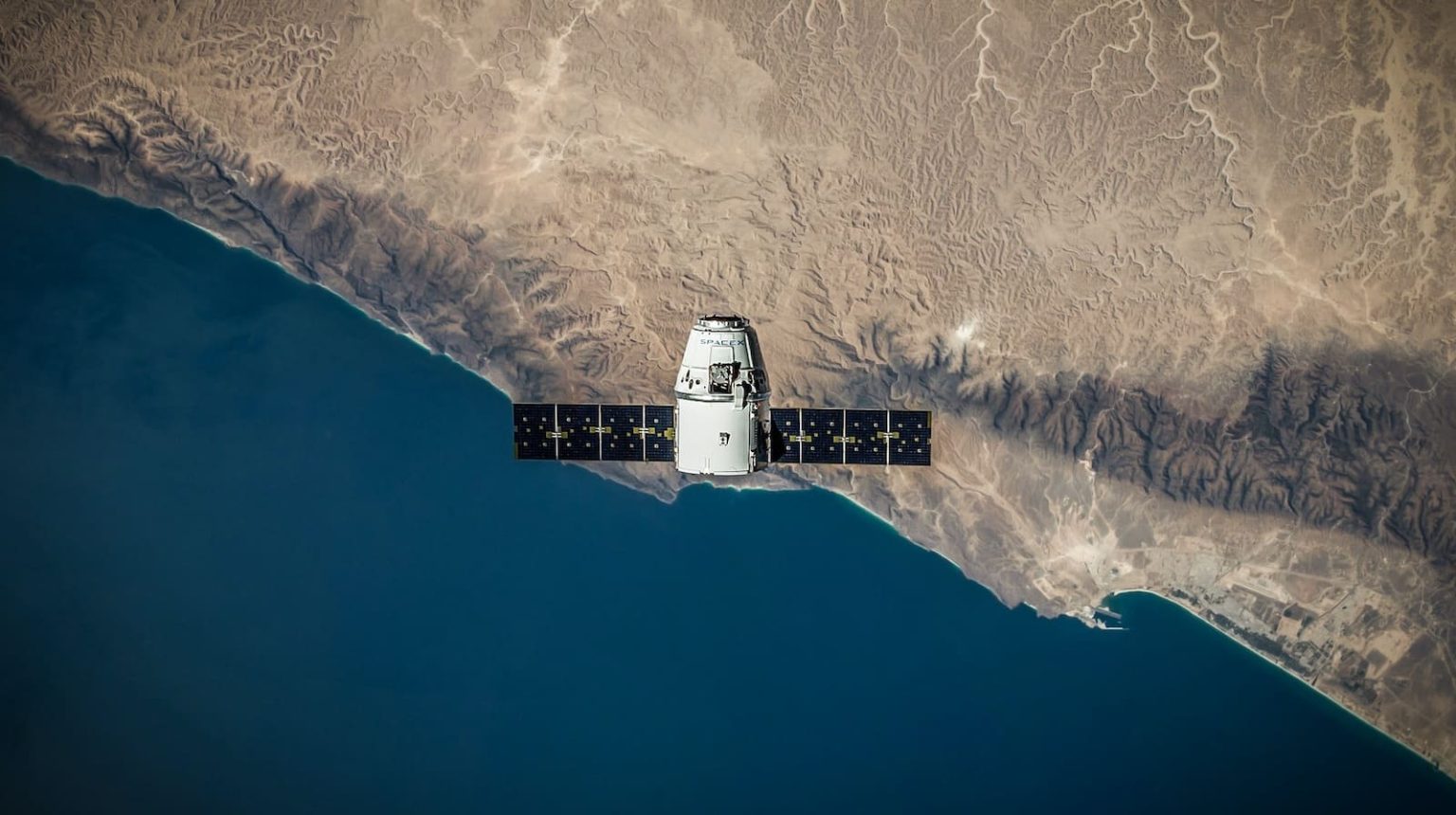 satelite spacex unsplash