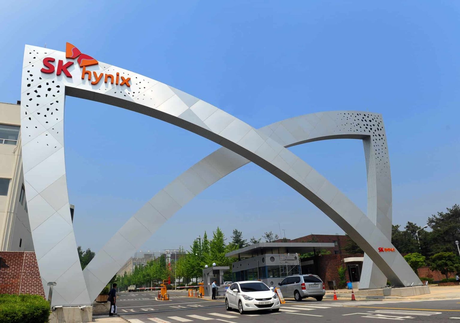 SK hynix Cheongju main gate happiness gate