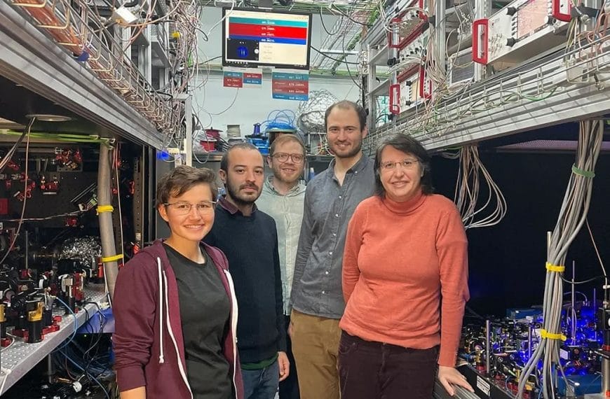 QUIONE: The innovative Spanish quantum simulator that visualizes individual atoms.