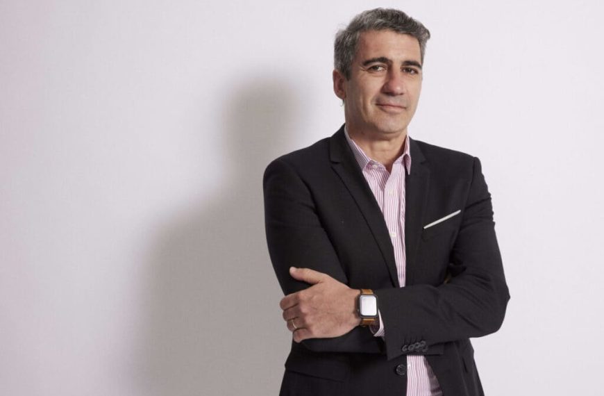 Michaël Lakhal joins Signaturit Group as the new Director of Product.