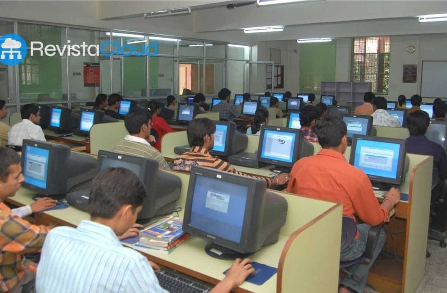ICT in education: an analysis of its advantages and disadvantages
