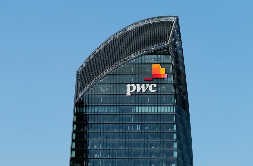 PwC signs historic agreement with OpenAI to implement ChatGPT Enterprise.