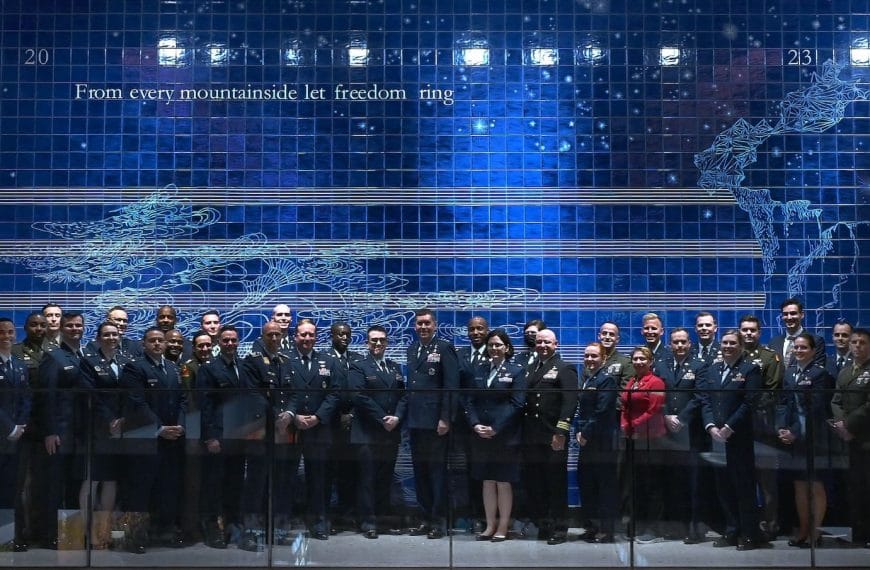 The U.S. Space Force expands secure cloud project to include public cloud providers.