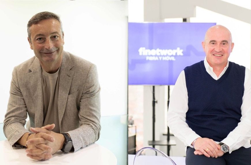 Finetwork sells its fiber network to Adamo in nearly 100,000 households.