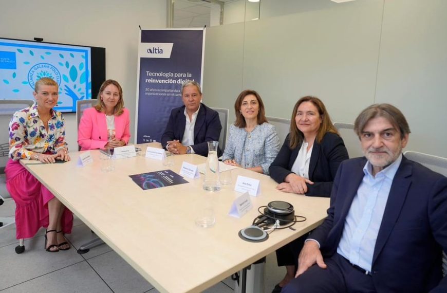 The Xunta values the contribution of companies like Altia to lead the action against climate change in Galicia.