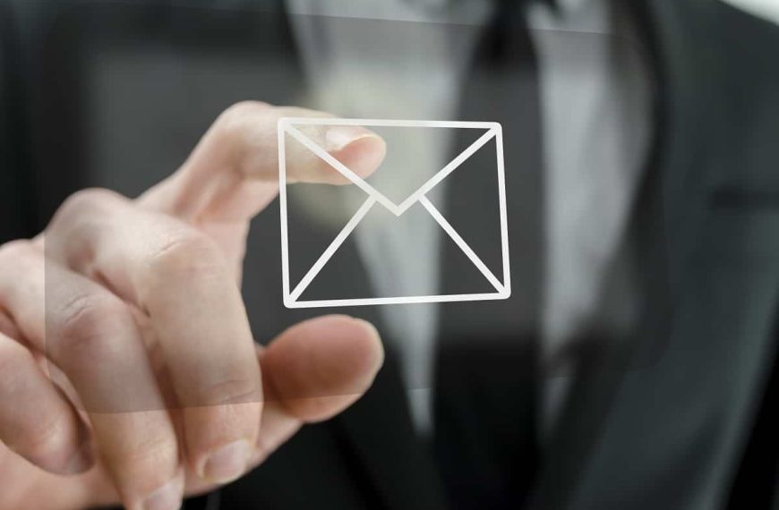 Microsoft strengthens bulk email authentication: DMARC will be mandatory starting May 5