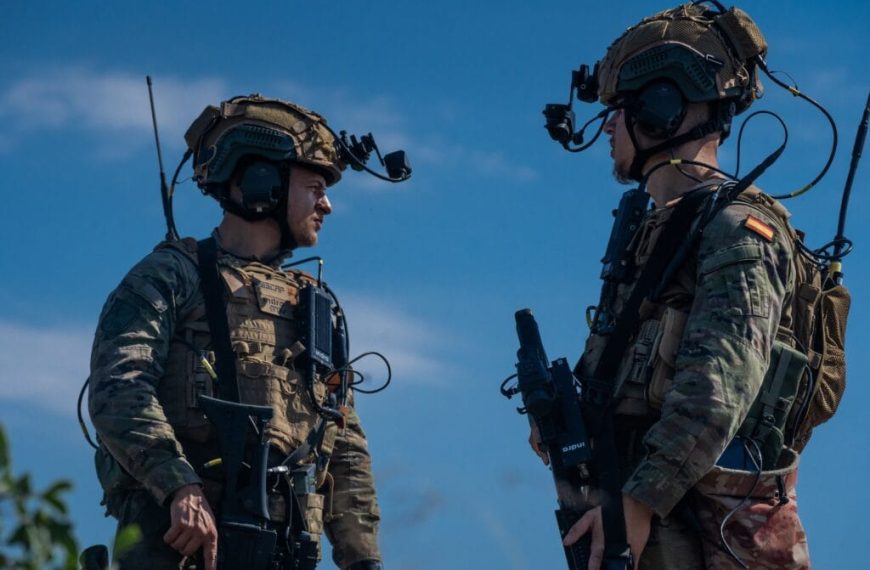 The Spanish Army tests the advanced Fighter System SISCAP