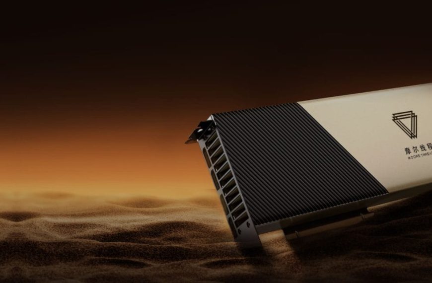 China challenges NVIDIA: Moore Threads unveils MTLink to compete with NVLink, allowing for up to 10,000 GPUs in a cluster.