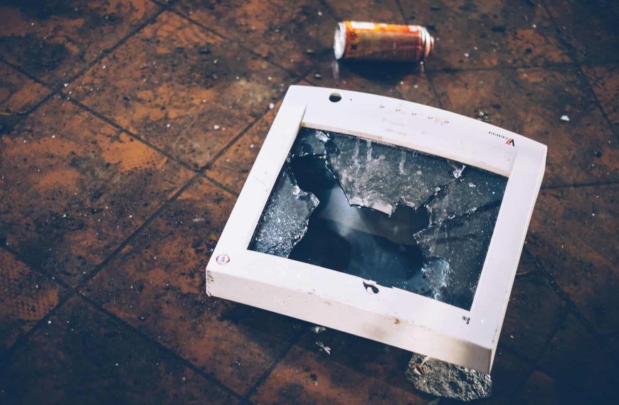 Data center hard drive destruction services: Security and efficiency