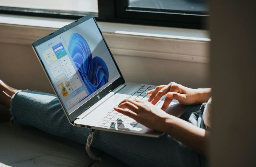 BadSuccessor: a new vulnerability in Windows Server 2025 allows compromising Active Directory domains