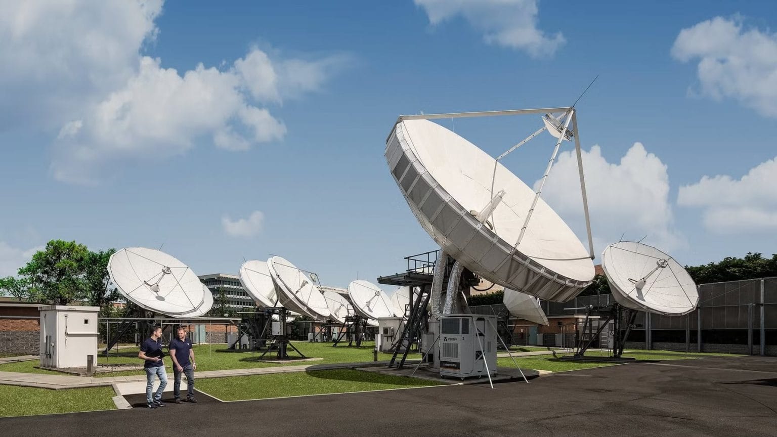 eutelsat turin ground station