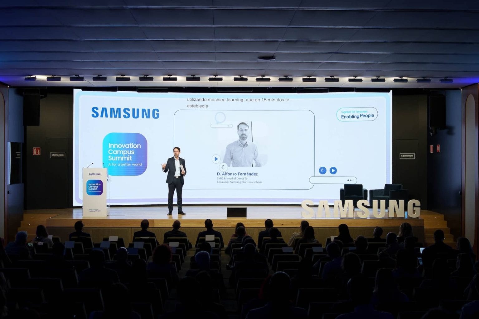 Alfonso Fernandez Bienvenida evento samsung