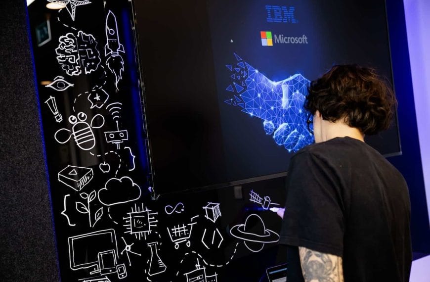IBM and Microsoft open three new experience zones to drive innovation in AI and cloud.