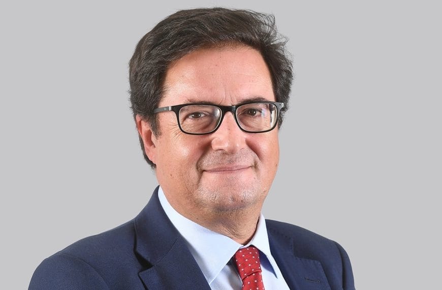 Oscar Lopez assumes the position of Minister for Digital Transformation and Public Function.