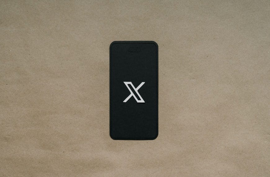 The CNMV sanctions Twitter for allowing ads from unauthorized financial entities.