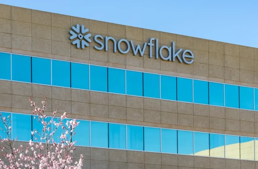 Snowflake Allocates $20 Million for AI Training with the “One Million Minds + One Platform” Program