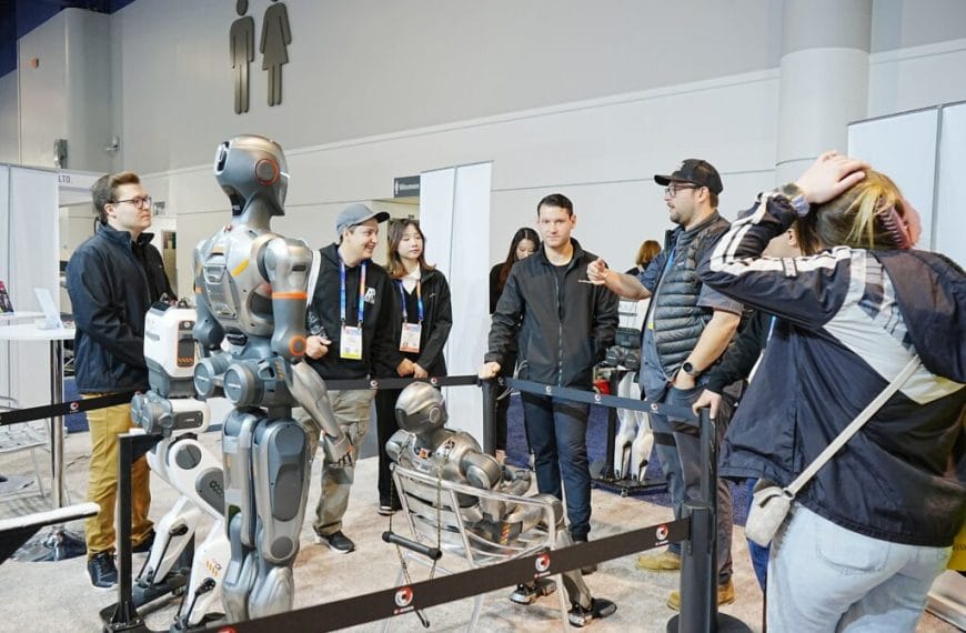 EngineAI Revolutionizes CES 2025 with an Innovative Line of Humanoid Robots
