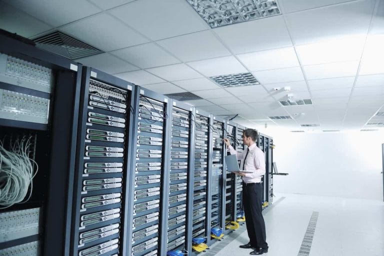 Nueva portada 24 What Each Type of Server Actually Does (and Why It Matters More Than It Seems)