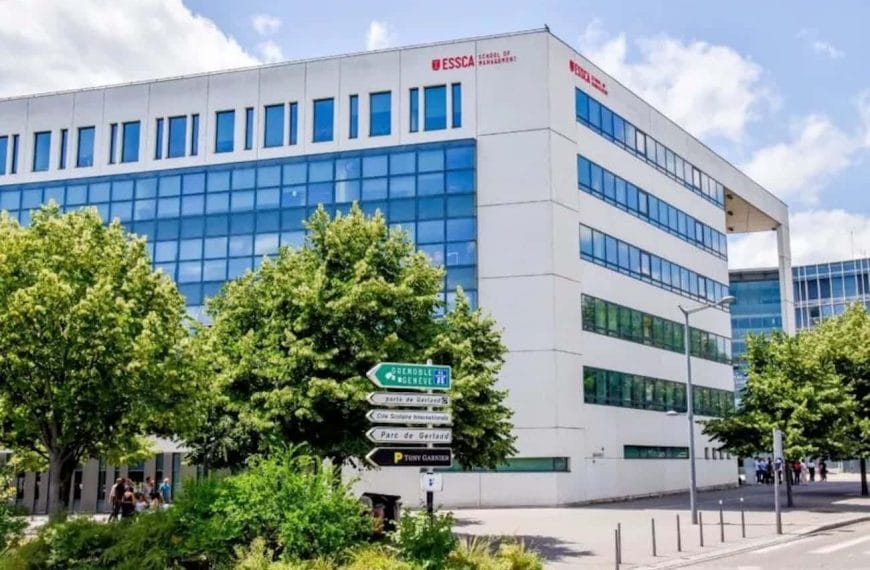 ESSCA launches the MIM & Business Engineering in collaboration with IBM and Dassault Systèmes