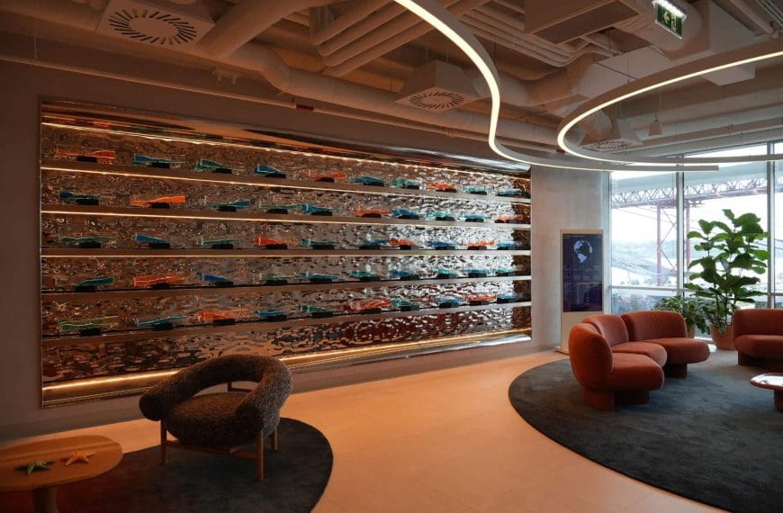 Cloudflare Installs Innovative “Wave Wall” in Lisbon to Strengthen Internet Security