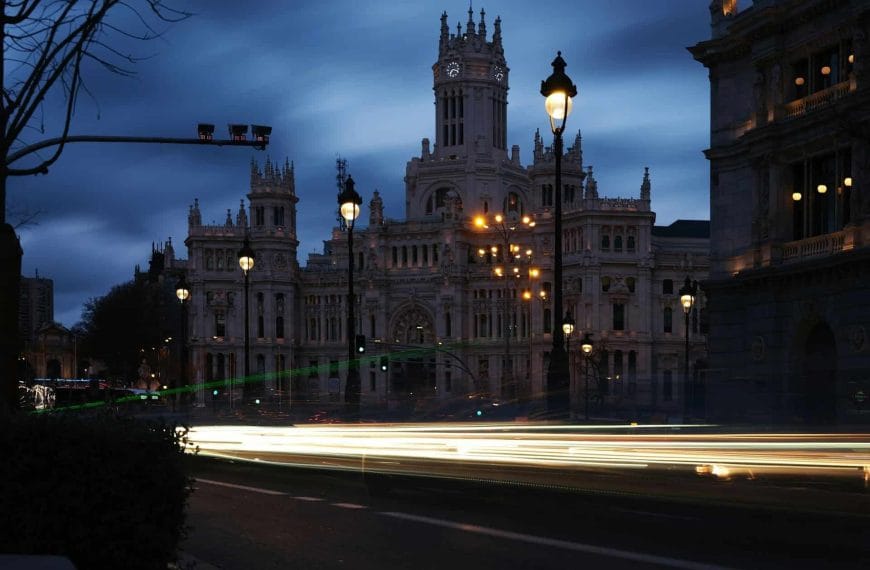 The M-30 will have GPS coverage in its tunnels thanks to Bluetooth beacons.