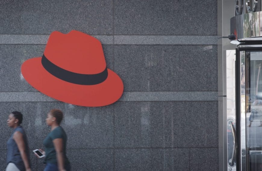 Red Hat and AMD Strengthen Strategic Collaboration to Expand Customer Options for AI and Hybrid Cloud Virtualization