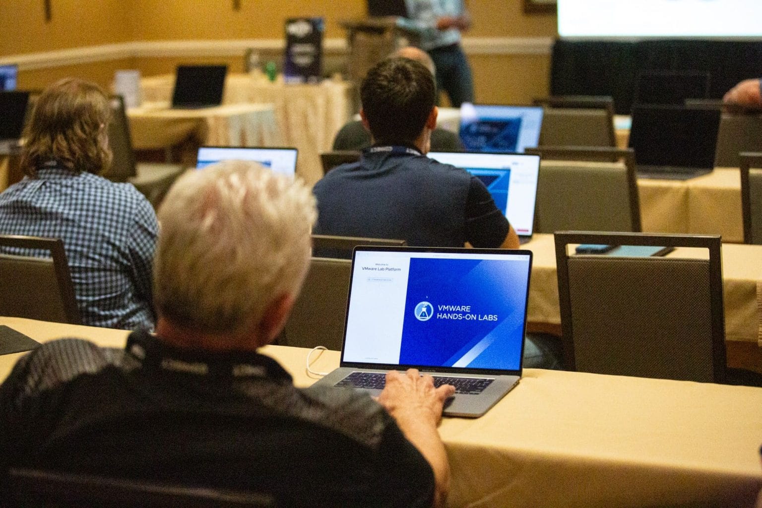 VMUG Gen Day3 vmware hands on labs