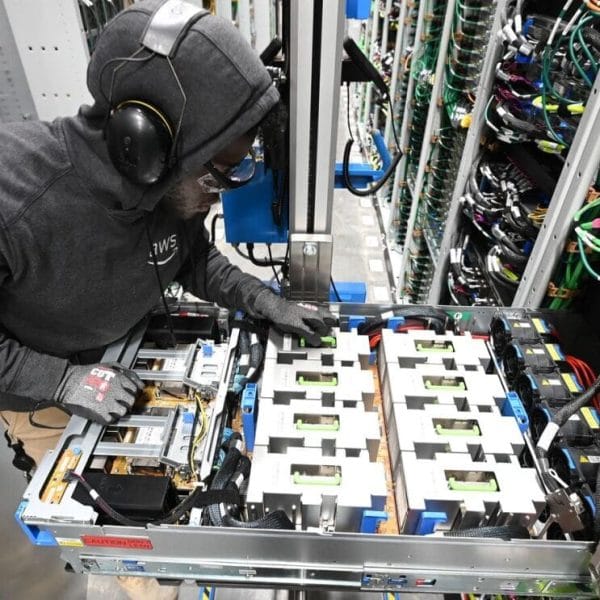 Explanation of AWS EC2 Instance Types: When to Use Each Type