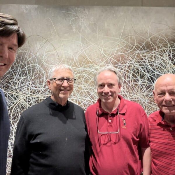 A Dinner for the History Books: Bill Gates and Linus Torvalds Together for the First Time