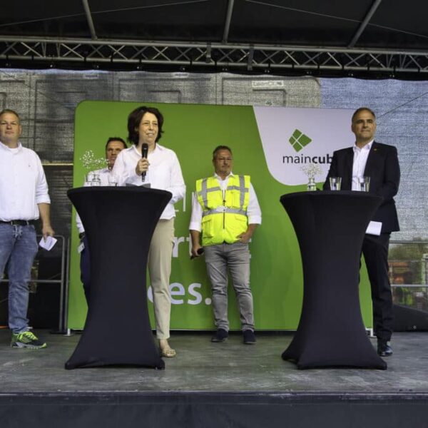 Maincubes Moves Toward the Digital Future with the FRA03 Crowning Ceremony and Campus Expansion BER02 in Berlin