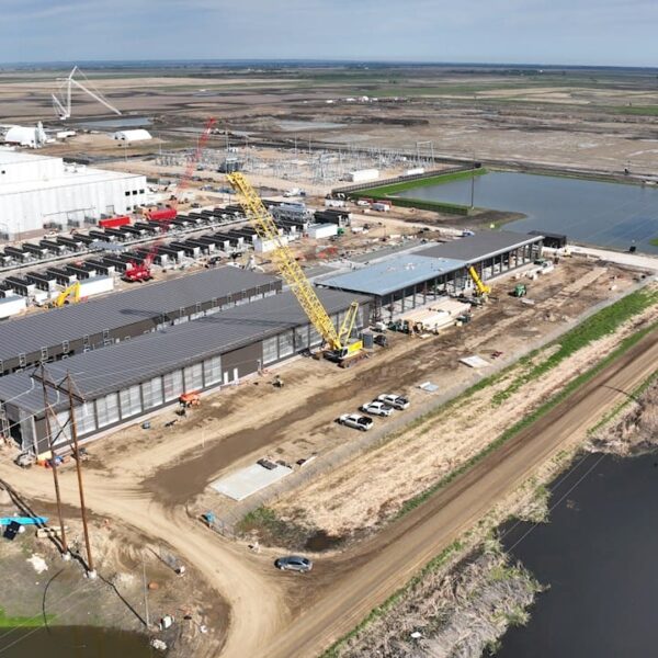 ABB and Applied Digital Drive Cutting-Edge Data Centers with Pioneering Electric Infrastructure