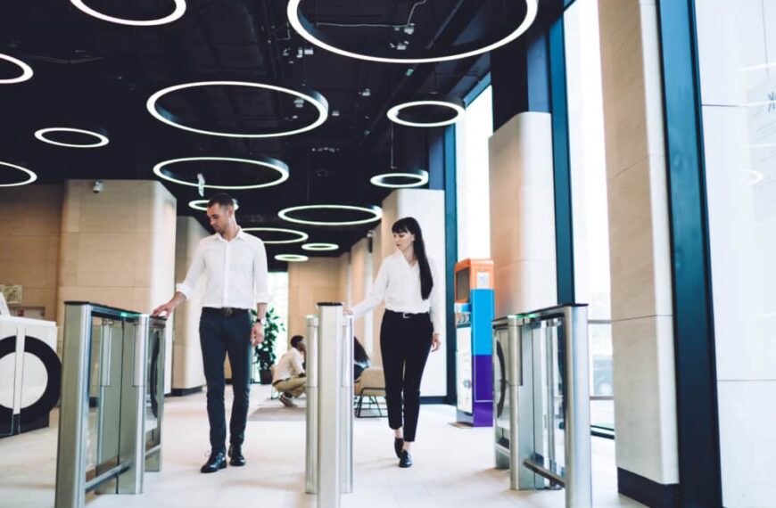 Hybrid Access Control: Genetec’s Bet to Modernize Business Security