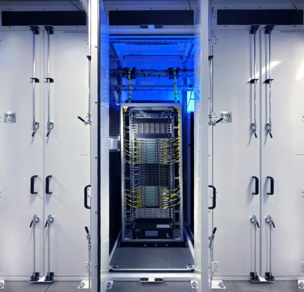 CoreWeave and Dell Launch the GB300 Era: The Super Rack Redefining AI Infrastructure