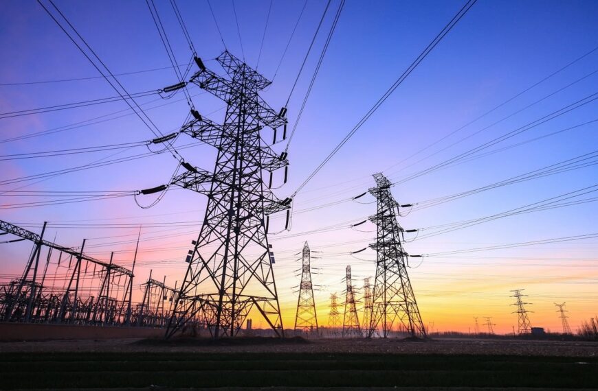 Energy Crisis in the U.S.: AI Pushes the Grid to the Limit and Sparks Power Bills