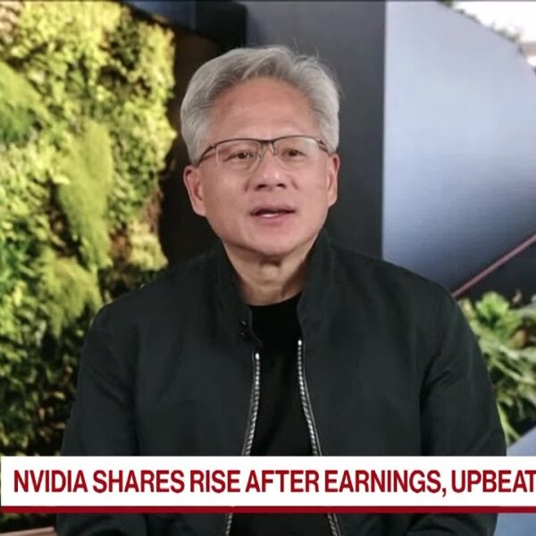 Trump warns of the “energy tsunami” of AI as Jensen Huang defends the urgency to double the U.S. electrical capacity