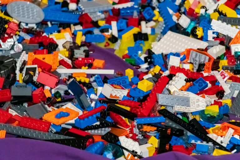 LEGO Suspends Its Pick a Brick Service in North America Due to Tariff Impact