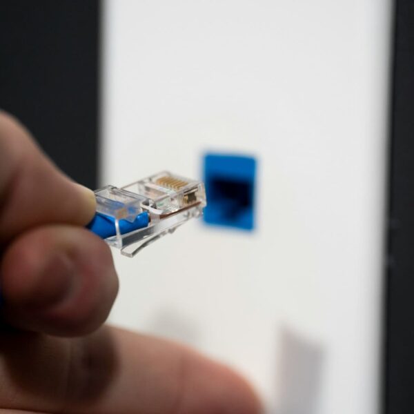From Coaxial to RJ45: Why Going Back to Ethernet Cable Is the Best Choice for Your Digital Home