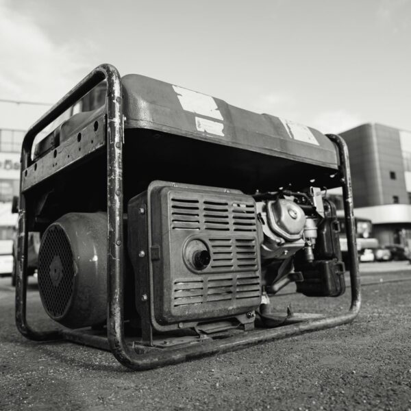 Electric Generators: From Emergency Option to Everyday Necessity After the Great Blackout