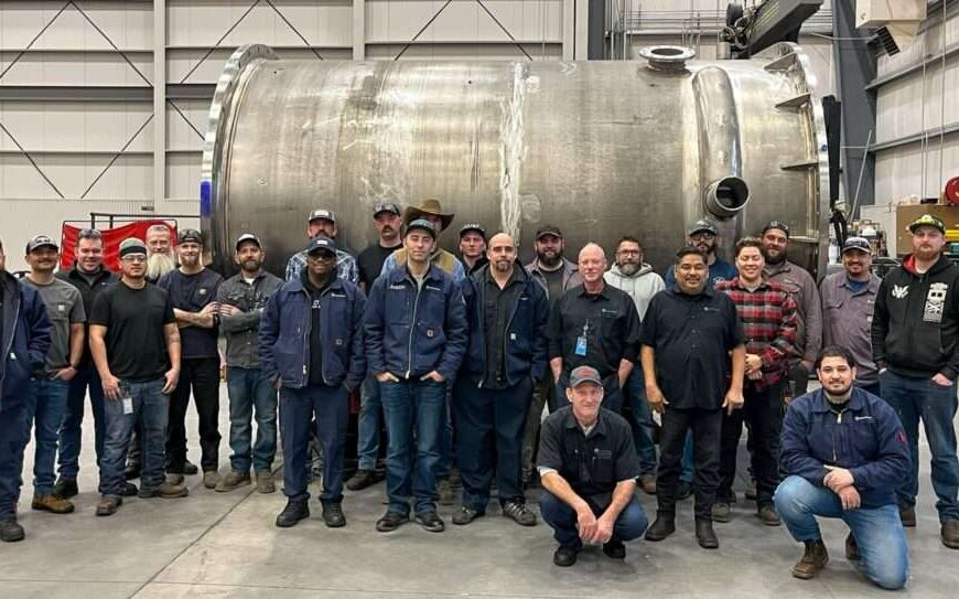 What are modular nuclear reactors that Ayuso wants to investigate for Madrid: smaller, faster to deploy, and with new safety guarantees