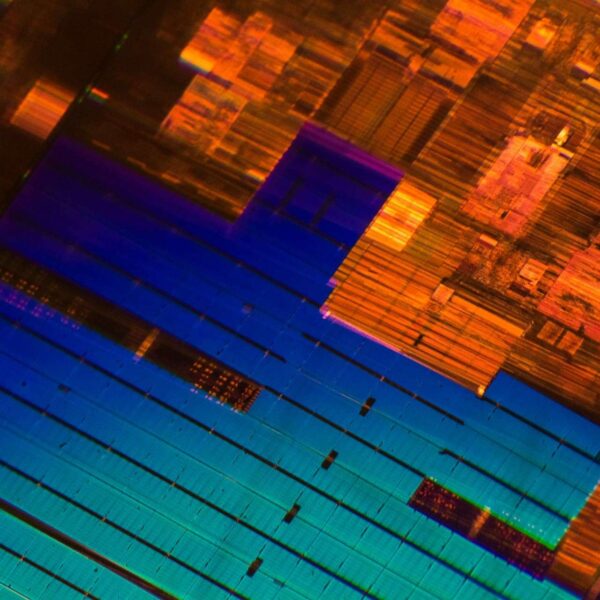 The End of Moore’s Law… or the Beginning of “Silicon-Free” Silicon? China’s Bet on Bismuth Transistors and Monolithic 3D