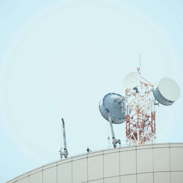The European Battle for the 6 GHz Band: Wi-Fi 7 or 6G, Who Will Grab the Air?