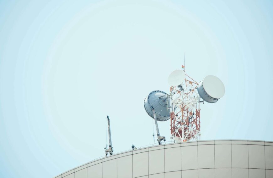 The European Battle for the 6 GHz Band: Wi-Fi 7 or 6G, Who Will Grab the Air?