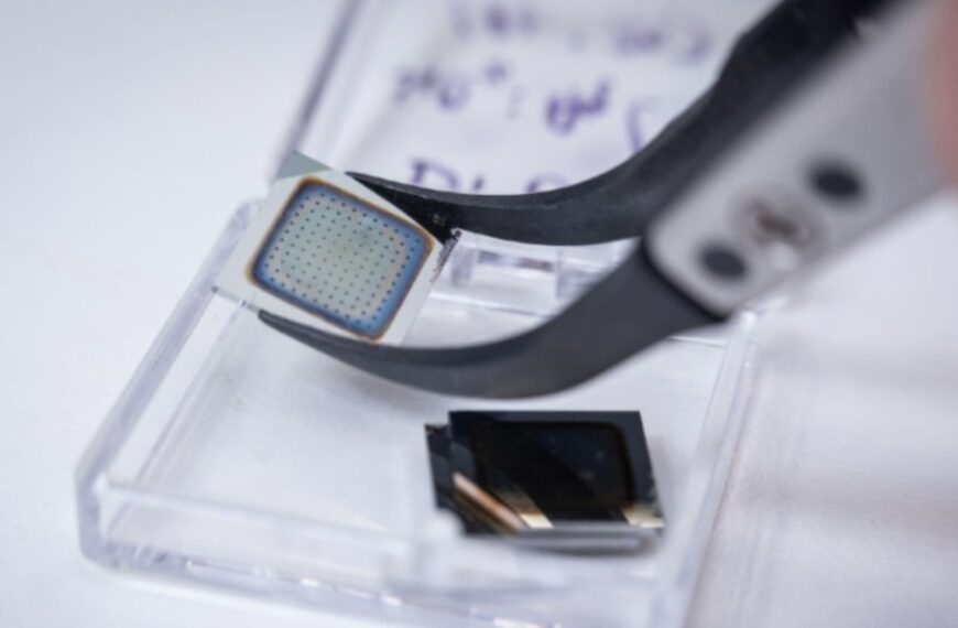 An Artificial Transneuron Brings Robotics Closer to a Brain-Like Perception