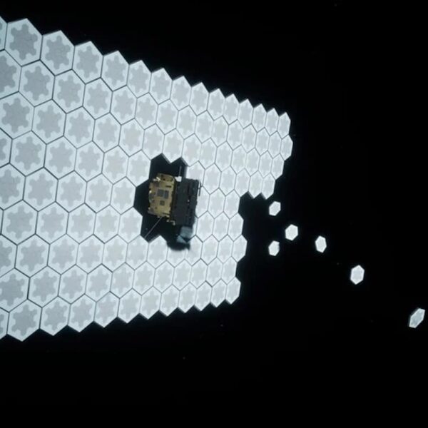 Self-assembling Data Centers in Orbit: Starcloud–Rendezvous Alliance Accelerates the Race for AI in Space (and SpaceX Hints at Joining)