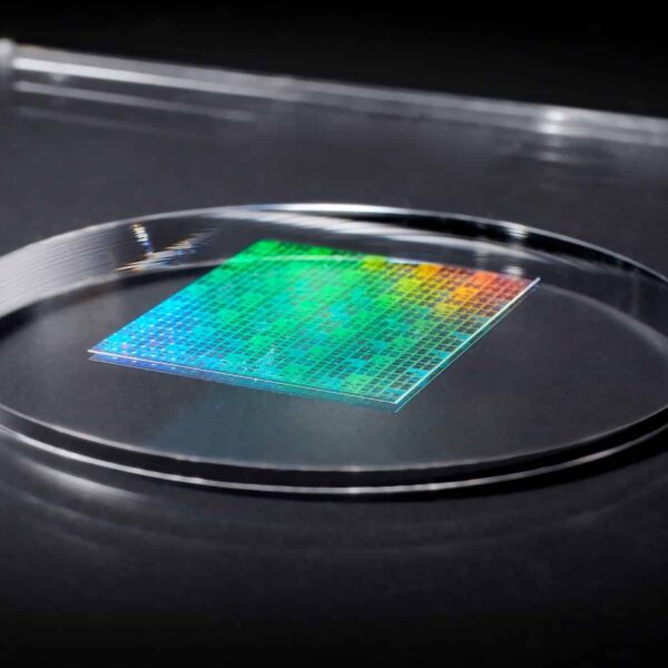 DNP and Canon shake up the lithography game: a “1.4 nm” template promising energy cost reductions… with no adoption guarantees