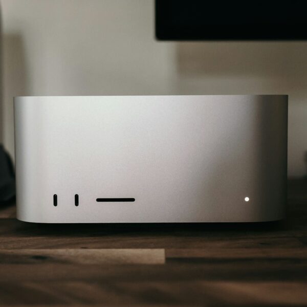 RDMA Comes to Desktop: Apple Implements It in macOS 26.2… and Early Tests Signal It’s Still “Green”