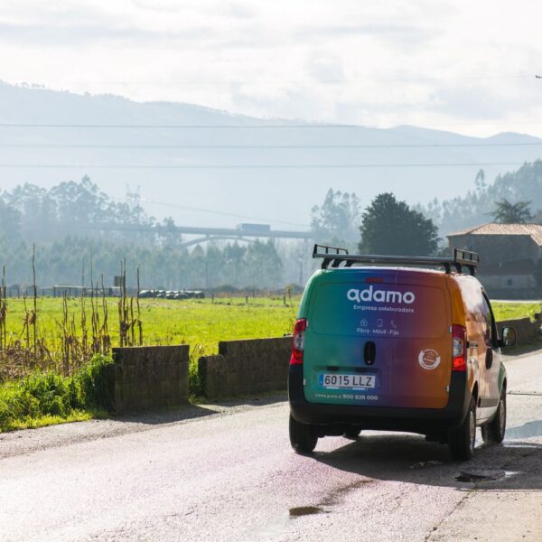 Adamo Provides Up to 1 Gb Fiber Optic to 260 Rural Areas in Spain